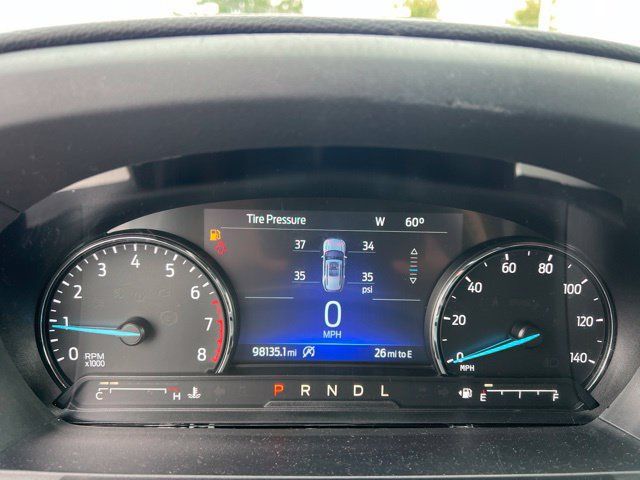 Used 2021 Ford Explorer XLT w/ Equipment Group 202A AWD/4WD image 18