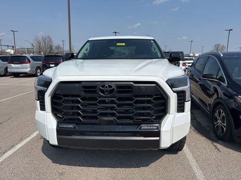 Used 2024 Toyota Tundra Limited w/ TRD Off-Road Package image 2