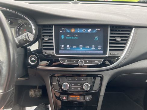 Used 2020 Buick Encore Preferred w/ Safety Package FWD image 9