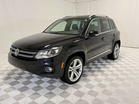 Used 2014 Volkswagen Tiguan S image 3