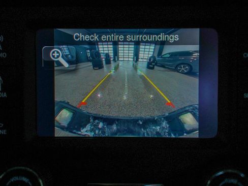 Used 2020 Jeep Gladiator Sport w/ Trailer Tow Package image 31