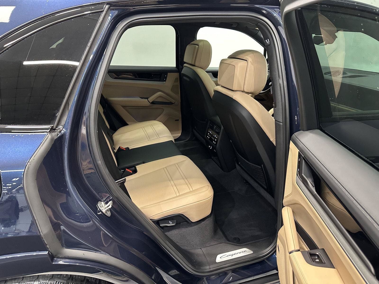 Certified 2026 Porsche Cayenne S AWD/4WD image 40