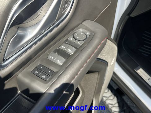Used 2022 Chevrolet Tahoe RST w/ Sport Performance Package AWD/4WD image 19