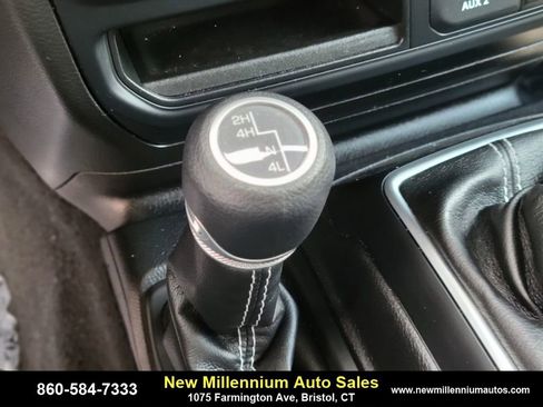 Used 2019 Jeep Wrangler Unlimited Sahara w/ Dual Top Group image 23