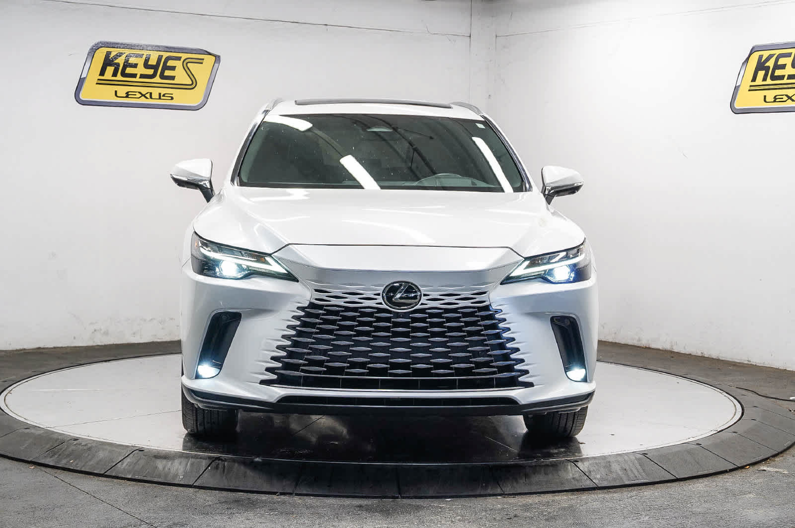 Used 2024 Lexus RX 350 Premium Plus w/ Convenience Package FWD image 6