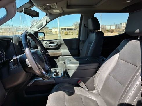 Used 2020 Chevrolet Silverado 1500 LT Trail Boss image 12