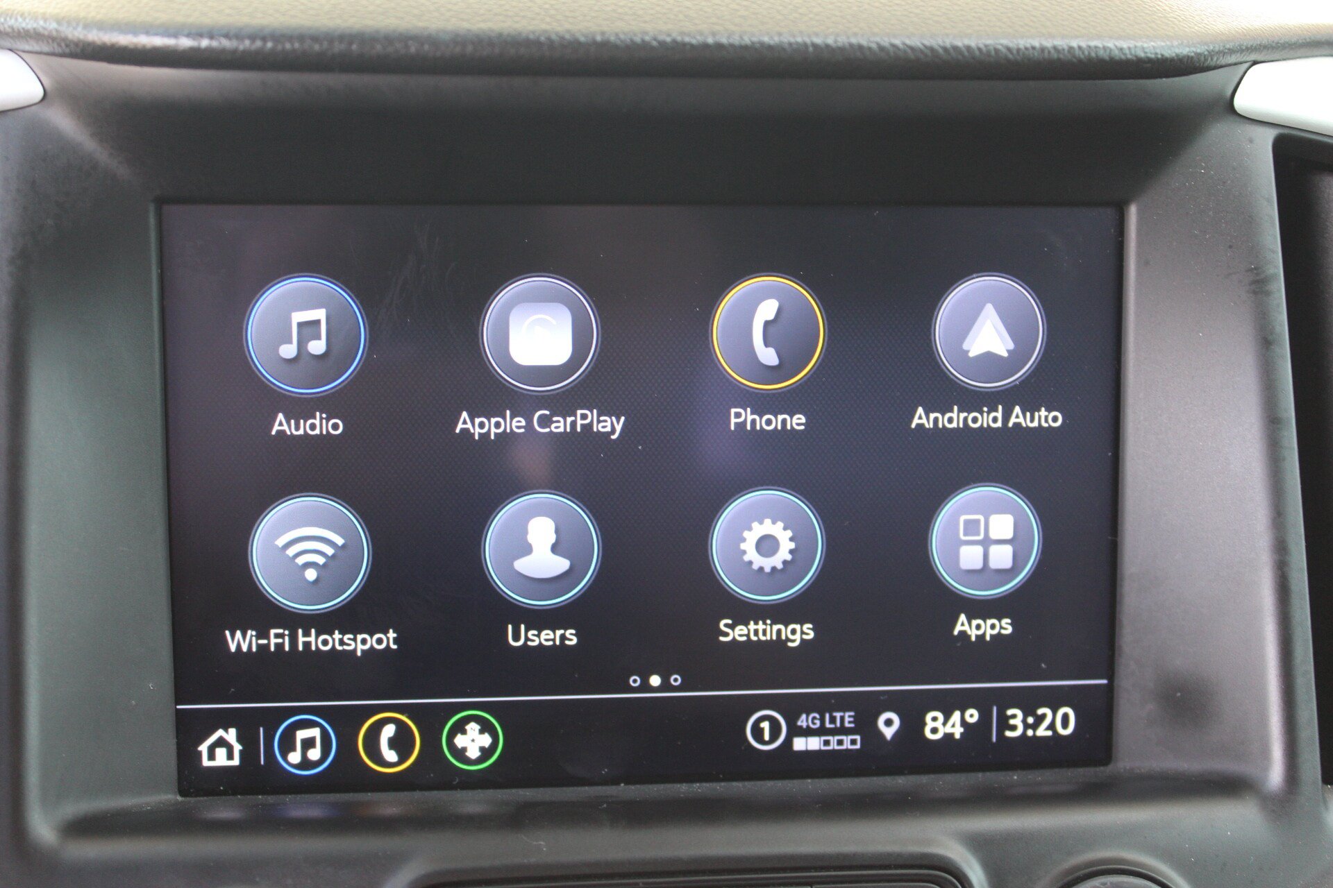 Used 2022 GMC Terrain SLT w/ Tech Package FWD image 40