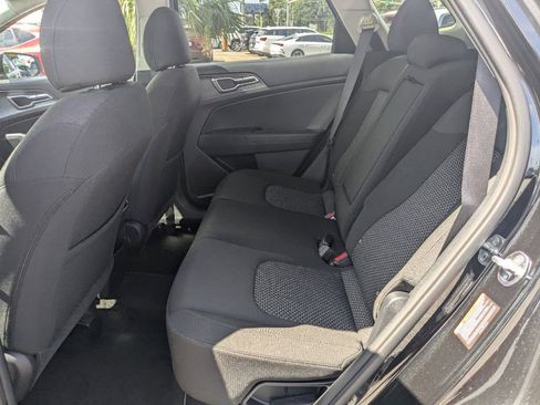 Used 2024 Kia Sportage LX image 14