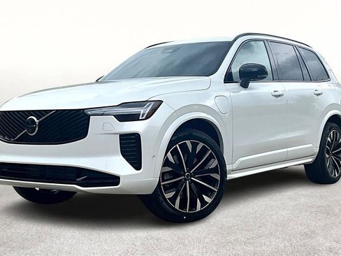 New 2026 Volvo XC90 T8 Ultra w/ Lounge Package AWD/4WD image 2