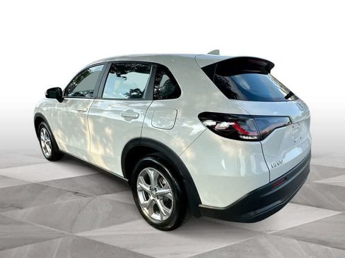 Used 2025 Honda HR-V LX image 6
