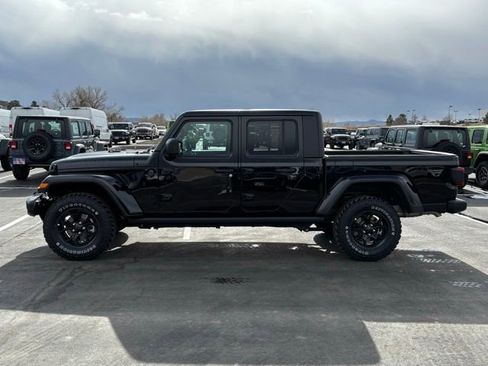 New 2026 Jeep Gladiator Willys AWD/4WD image 2