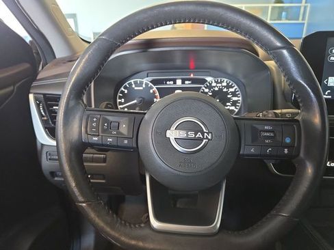 Used 2023 Nissan Rogue SL w/ SL Premium Package FWD image 14
