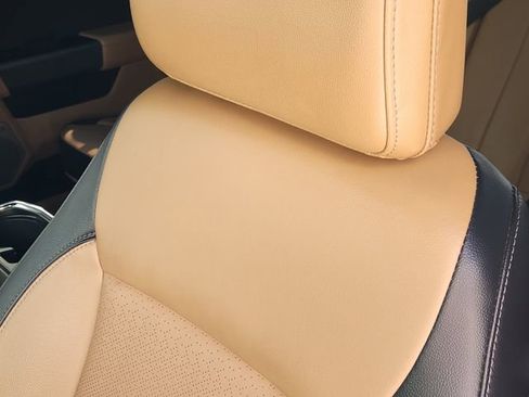 Used 2023 Ford F150 Lariat w/ Equipment Group 502A High image 16