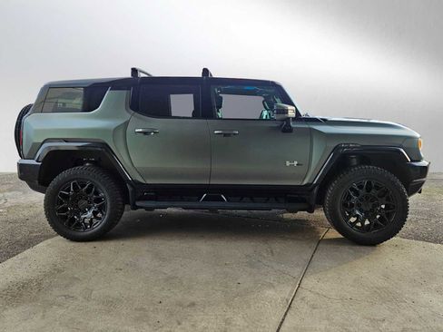 Used 2024 GMC Hummer EV 3X image 2