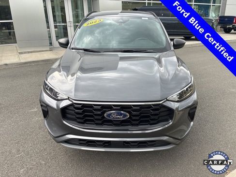 Certified 2023 Ford Escape ST-Line w/ Tech Pack #1 image 9