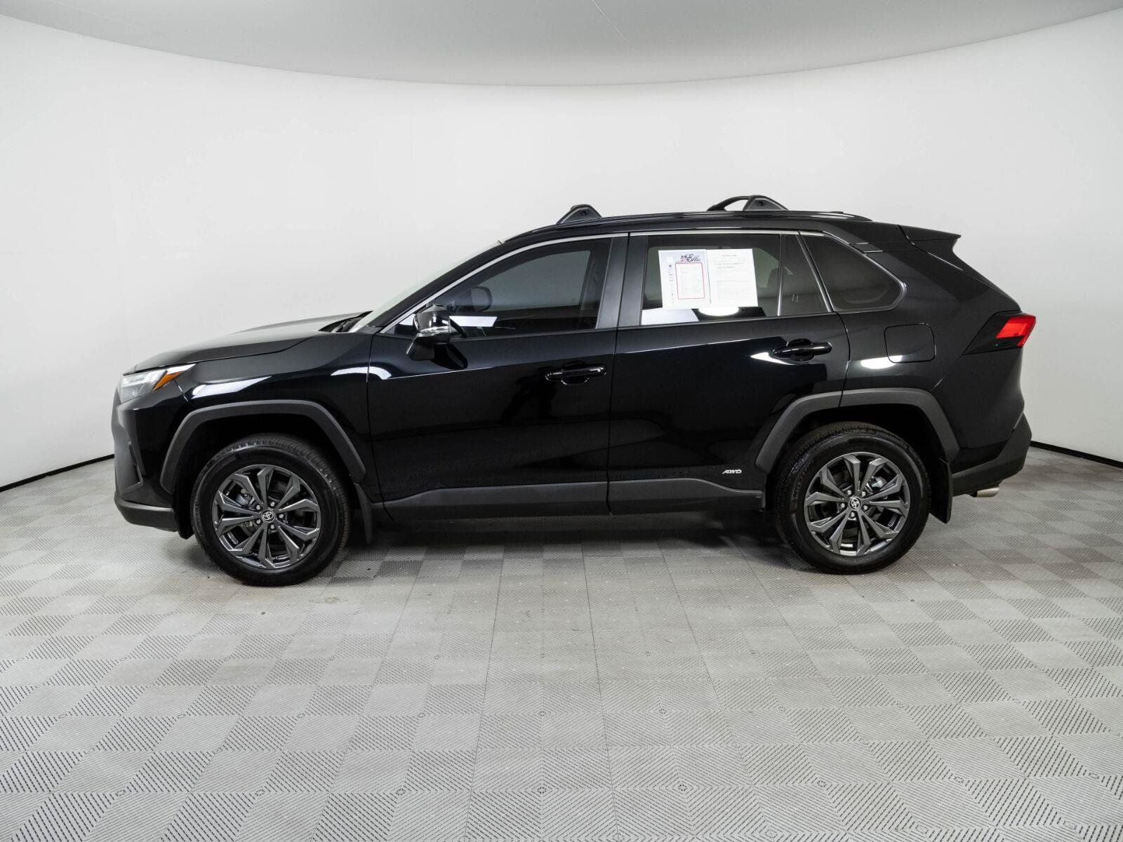 Used 2024 Toyota RAV4 XLE Premium AWD/4WD image 2