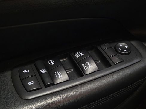 Used 2020 Jeep Grand Cherokee Limited image 27