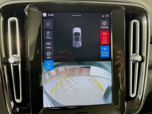 Used 2023 Volvo C40 P8 Recharge Plus w/ Climate Package image 15