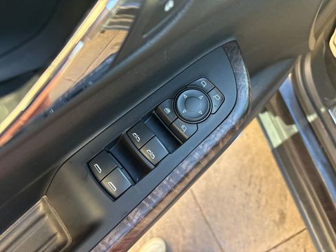 Used 2020 GMC Acadia Denali w/ Technology Package image 23