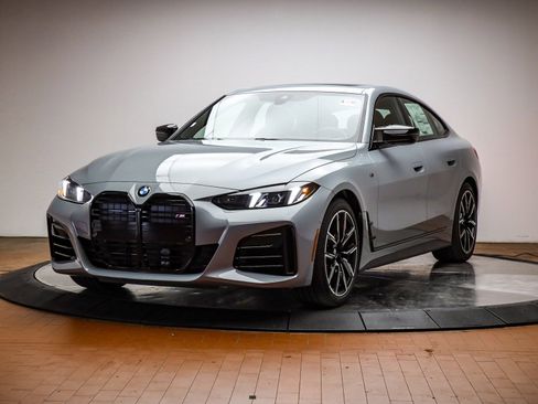 New 2026 BMW 440i xDrive w/ Premium Package image 1