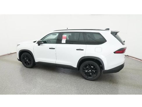 New 2026 Toyota Grand Highlander AWD Hybrid image 4