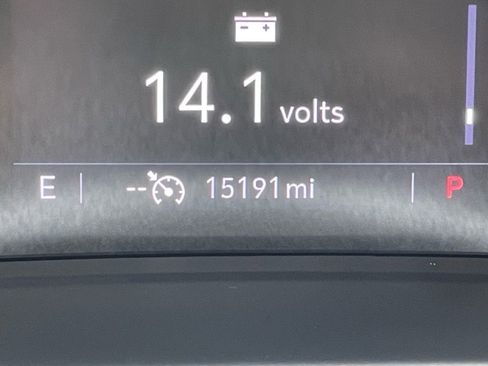 Used 2023 Buick Envision Preferred image 27