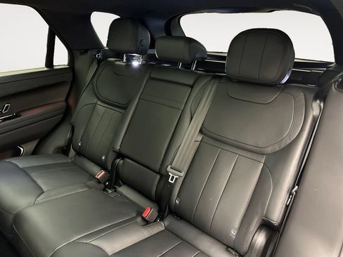 Used 2024 Land Rover Range Rover Sport Dynamic SE AWD/4WD image 12