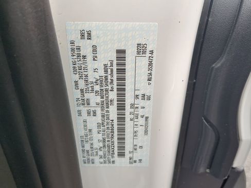 Used 2024 Ford Transit 350 XLT image 26