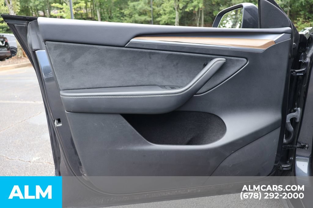 Used 2024 Tesla Model Y Performance AWD/4WD image 10