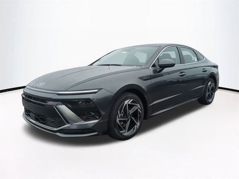 New 2026 Hyundai Sonata SEL FWD image 9