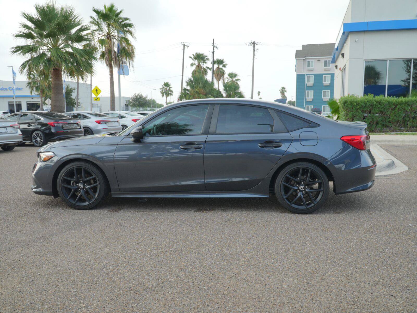 Used 2024 Honda Civic Sport image 8