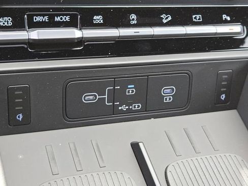 New 2026 Hyundai Santa Fe Calligraphy AWD/4WD image 33