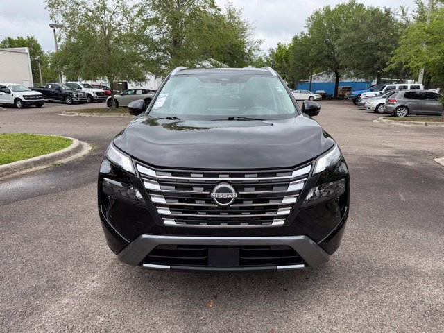 Certified 2026 Nissan Rogue SL AWD/4WD image 2