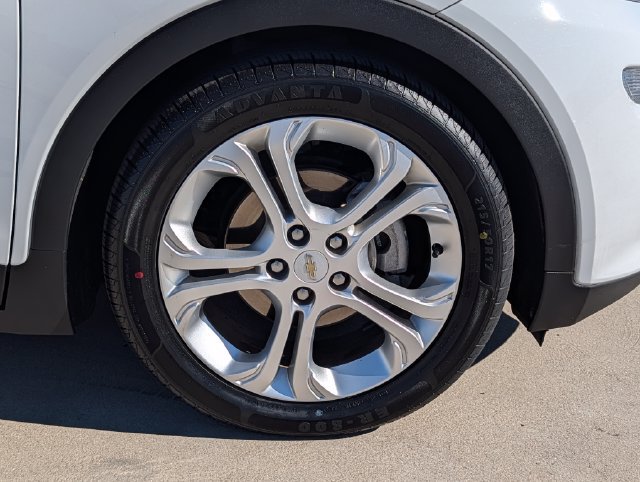 Used 2021 Chevrolet Bolt LT FWD image 8