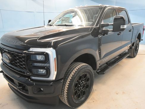 New 2025 Ford F250 Lariat w/ Lariat Ultimate Package image 23
