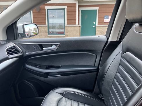 Used 2016 Ford Edge SEL w/ Equipment Group 201A AWD/4WD image 15