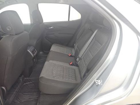 Used 2024 Chevrolet Equinox LT w/ LPO, Floor Liner Package FWD image 3