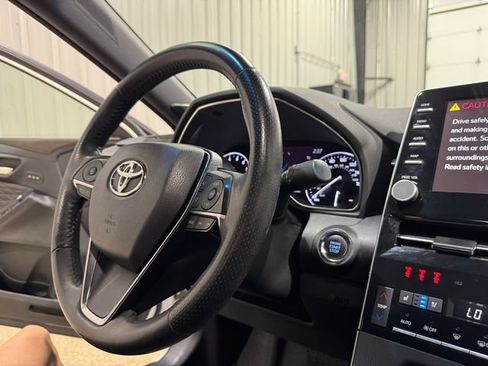 Used 2021 Toyota Avalon Limited AWD/4WD image 13
