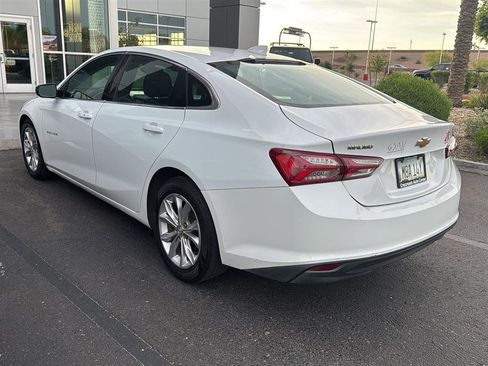 Used 2021 Chevrolet Malibu LT FWD image 4