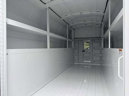 New 2025 RAM ProMaster 3500 w/ Quick Order Package 22G SLT image 17