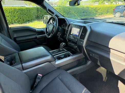 Used 2019 Ford F150 XLT w/ Equipment Group 302A Luxury AWD/4WD image 17