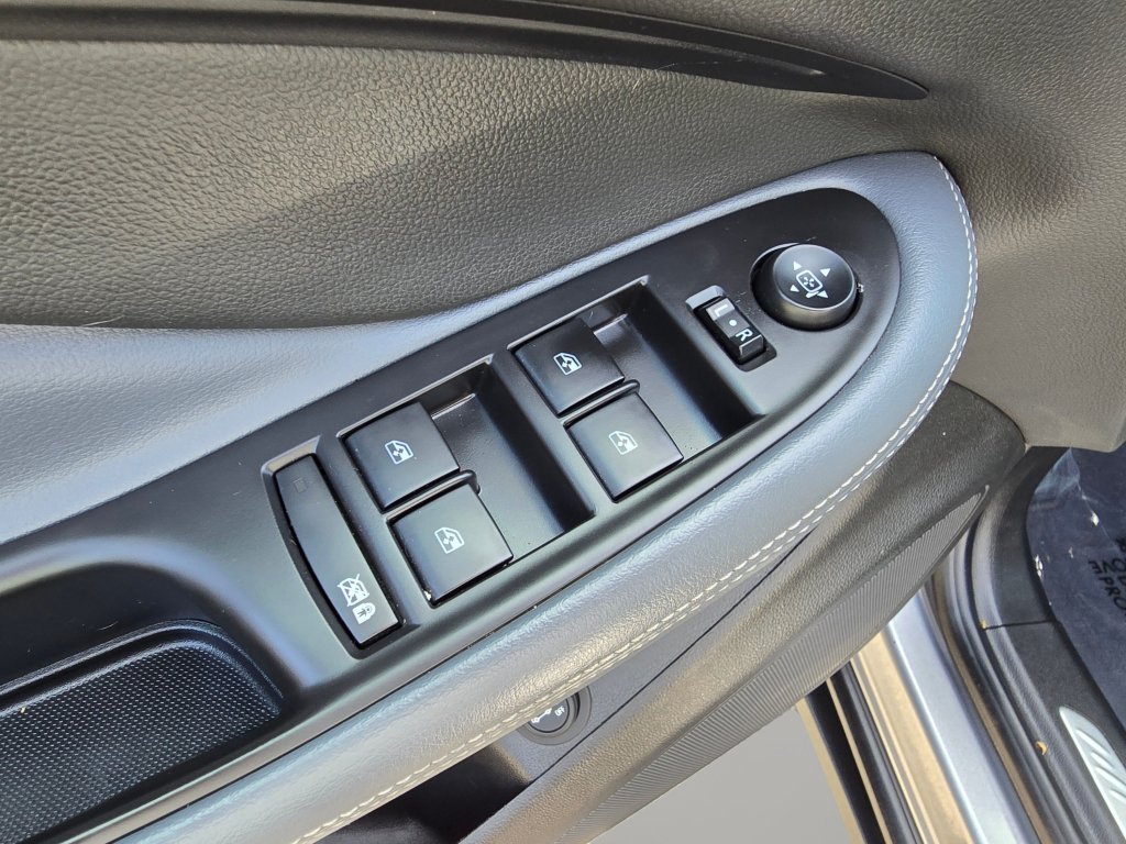 Used 2019 Buick Envision Essence AWD/4WD image 33