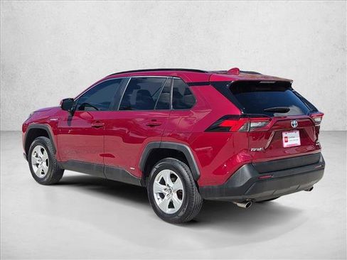 Used 2020 Toyota RAV4 XLE w/ Convenience Package AWD/4WD image 8