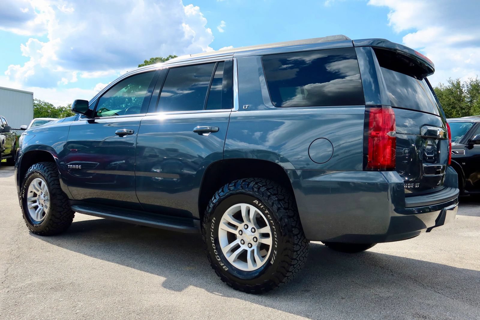 Used 2019 Chevrolet Tahoe LT AWD/4WD image 4