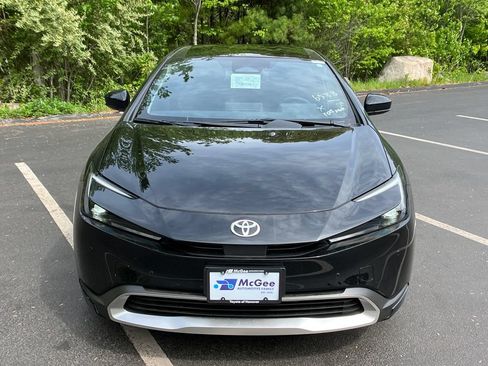New 2026 Toyota Prius Plug-In Hybrid FWD image 8