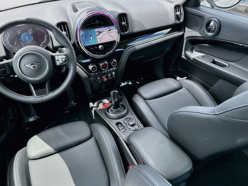 Used 2024 MINI Cooper Countryman S w/ Premium Package FWD image 24
