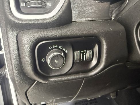 Used 2019 RAM 2500 Big Horn image 20