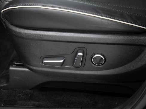 Used 2025 Hyundai Palisade SEL AWD/4WD image 24