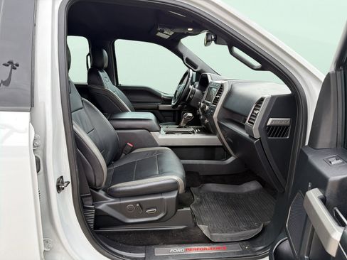 Used 2017 Ford F150 Raptor w/ Equipment Group 802A Luxury AWD/4WD image 51