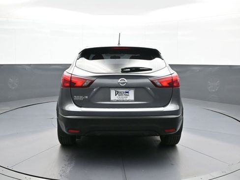 Used 2019 Nissan Rogue Sport S w/ Appearance Package FWD image 7